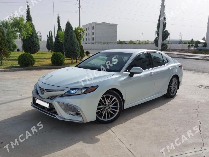Toyota Camry 2021 - 335 000 TMT - Бузмеин - img 3