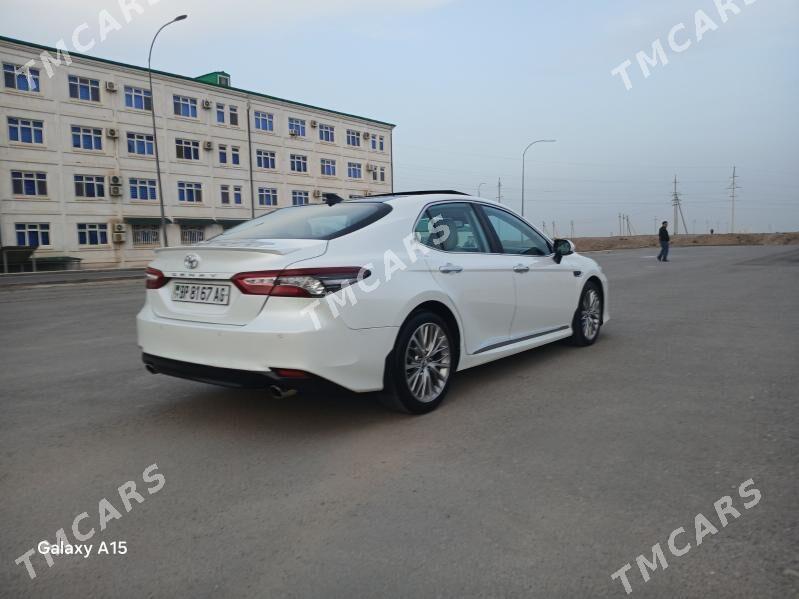 Toyota Camry 2019 - 415 000 TMT - Aşgabat - img 2