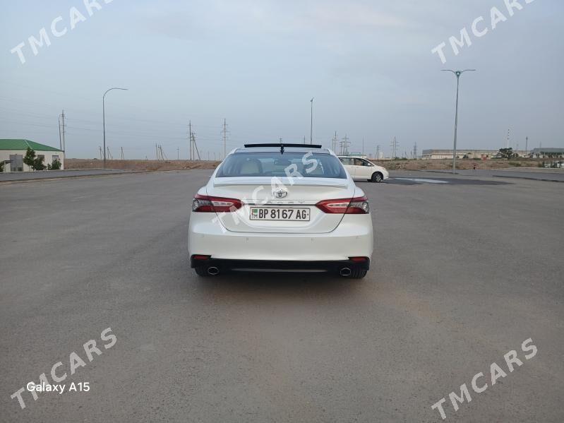 Toyota Camry 2019 - 415 000 TMT - Aşgabat - img 3