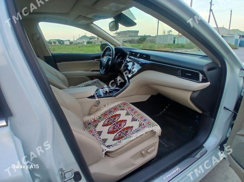 Toyota Camry 2019 - 415 000 TMT - Aşgabat - img 8