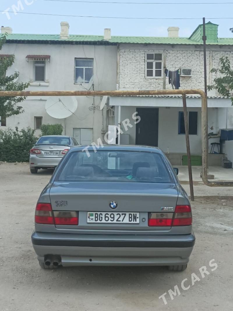 BMW 525 1992 - 65 000 TMT - Балканабат - img 2