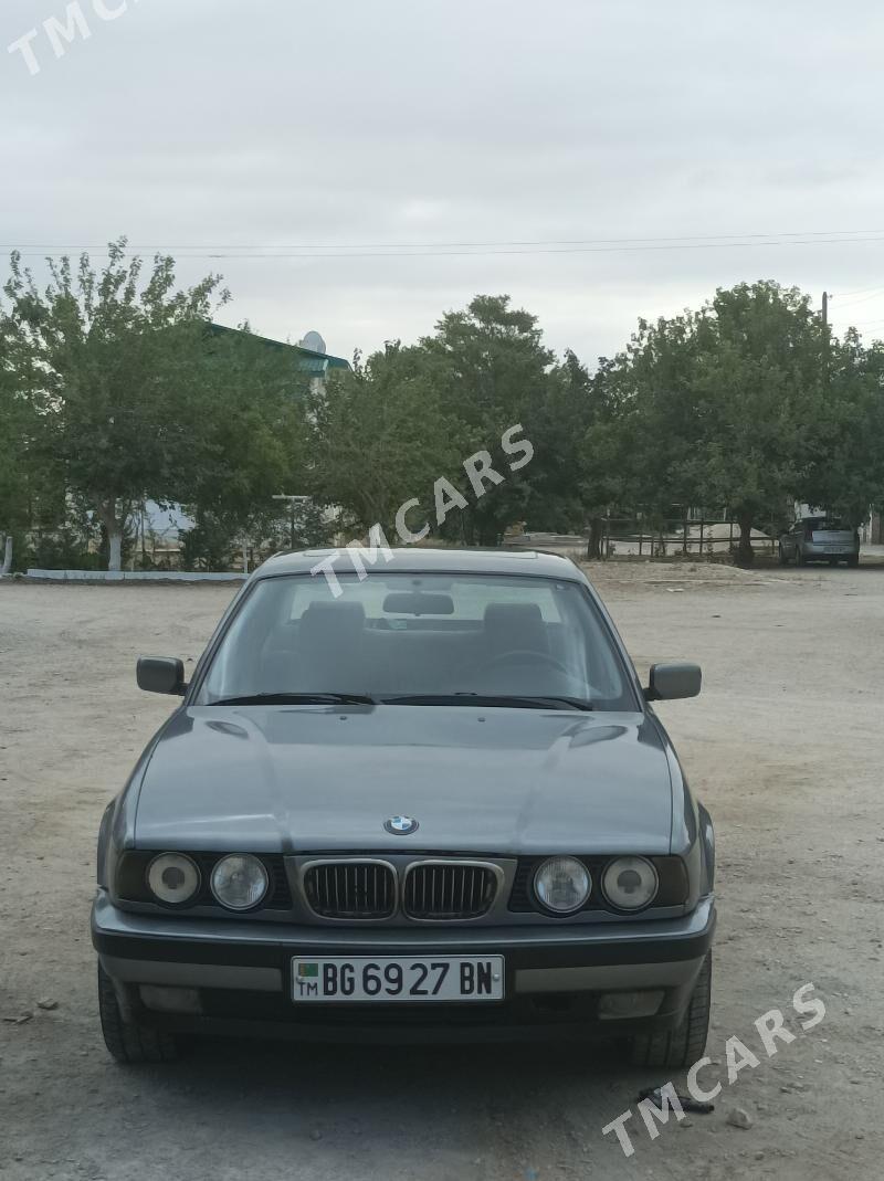 BMW 525 1992 - 65 000 TMT - Балканабат - img 4