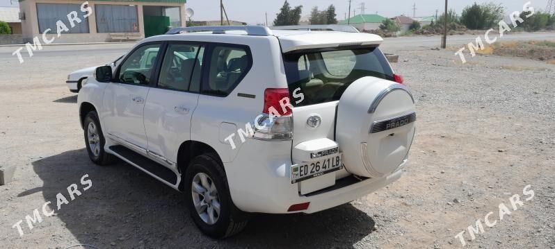 Toyota Land Cruiser Prado 2011 - 460 000 TMT - Köýtendag - img 7