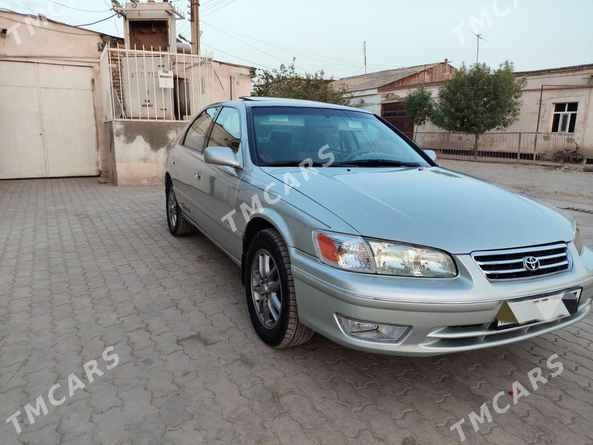 Toyota Camry 2000 - 150 000 TMT - Köneürgenç - img 2