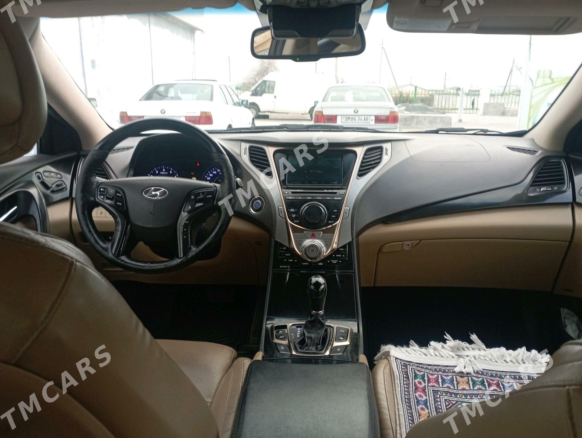 Hyundai Azera 2012 - 140 000 TMT - Aşgabat - img 3