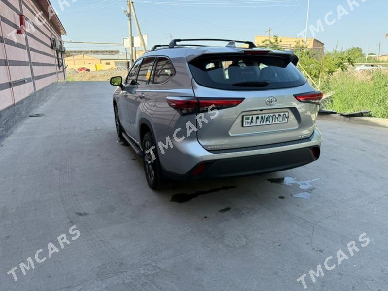 Toyota Highlander 2022 - 590 000 TMT - Türkmenabat - img 6