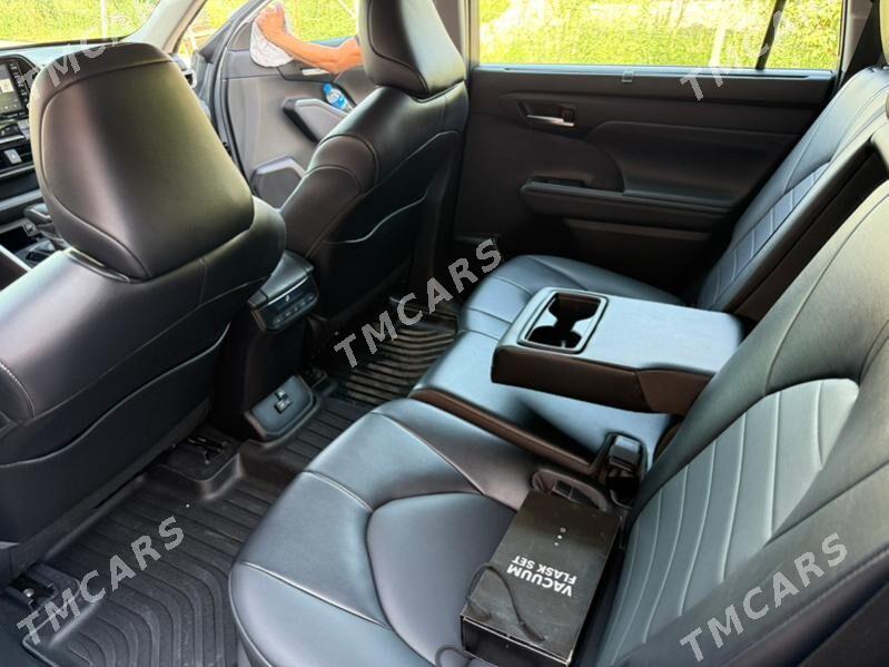 Toyota Highlander 2022 - 590 000 TMT - Türkmenabat - img 3