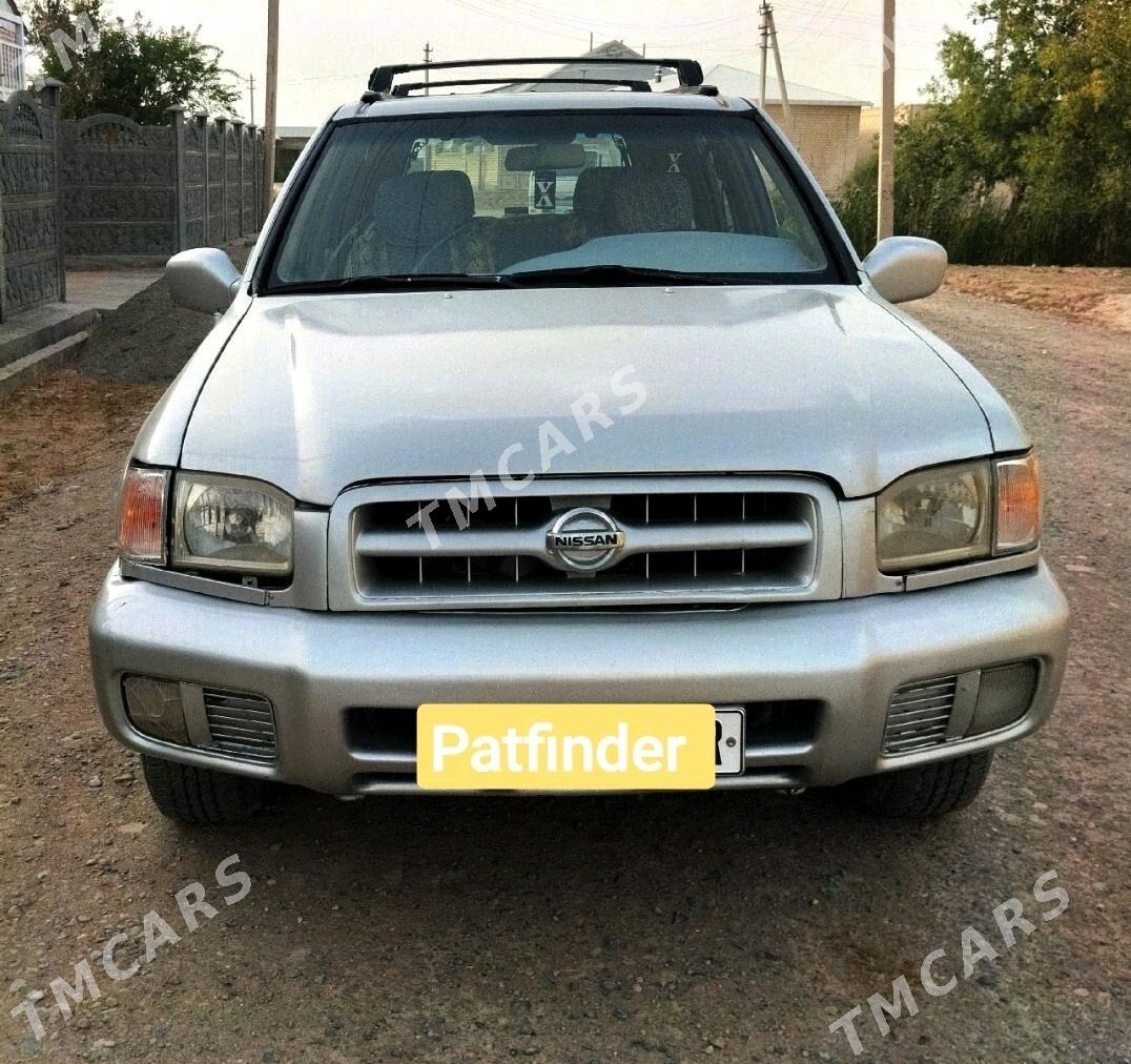Nissan Pathfinder 2000 - 70 000 TMT - Mary - img 2