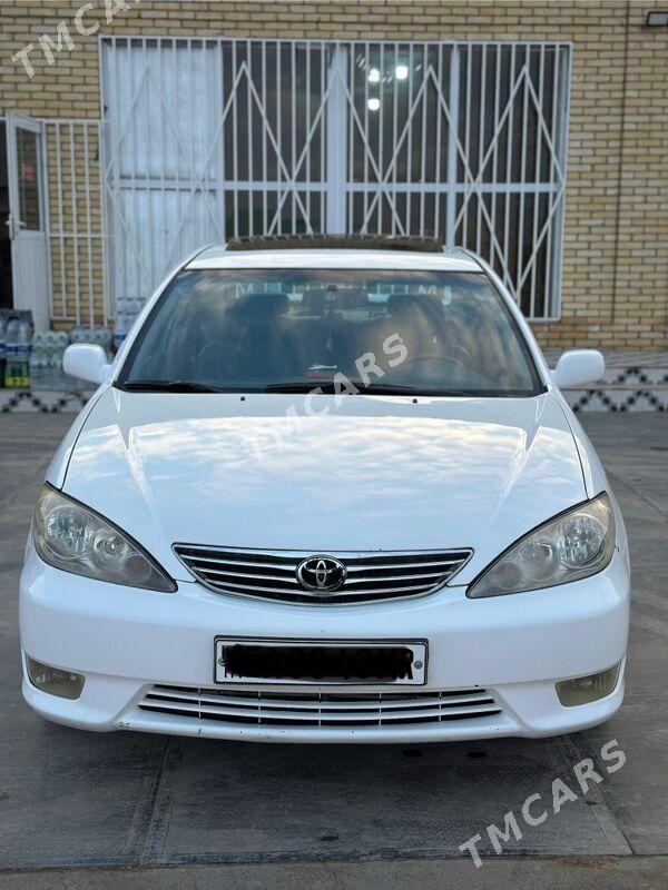 Toyota Camry 2004 - 170 000 TMT - Baýramaly - img 4