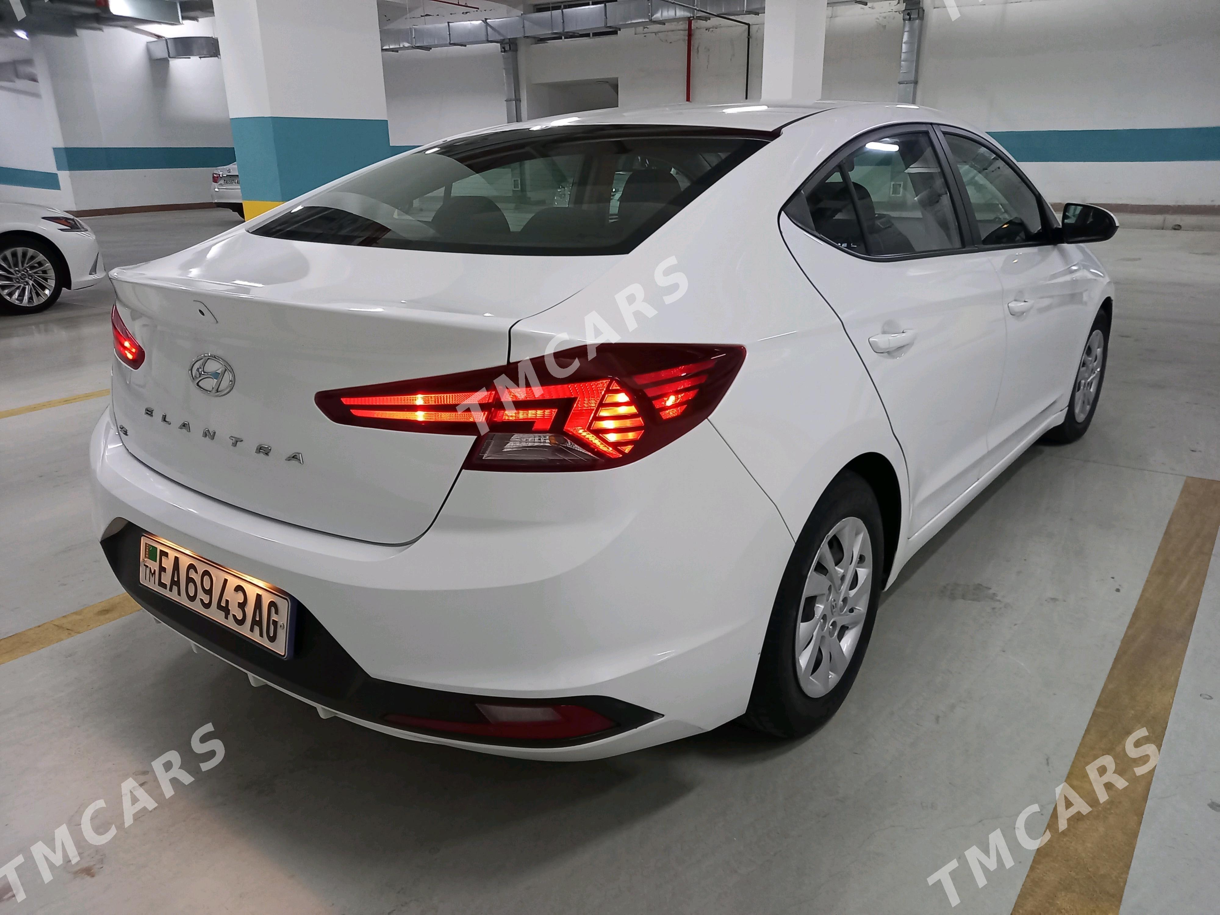 Hyundai Elantra 2018 - 215 000 TMT - Район ст. Аэропорта, ул. Гагарина - img 7