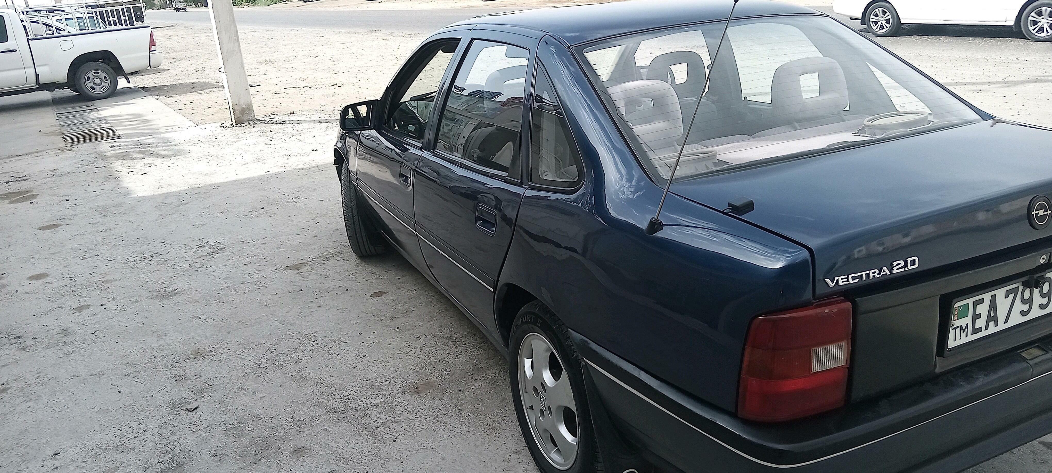 Opel Vectra 1990 - 40 000 TMT - Mary - img 5