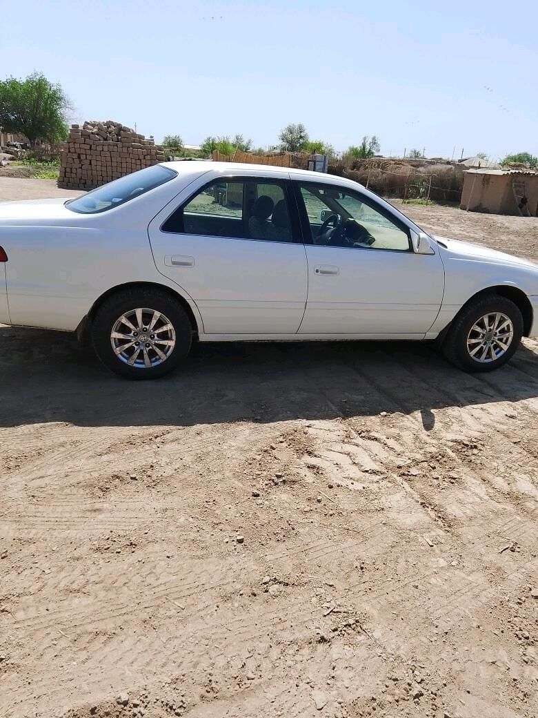 Toyota Camry 1998 - 125 000 TMT - Türkmenbaşy etr. - img 3