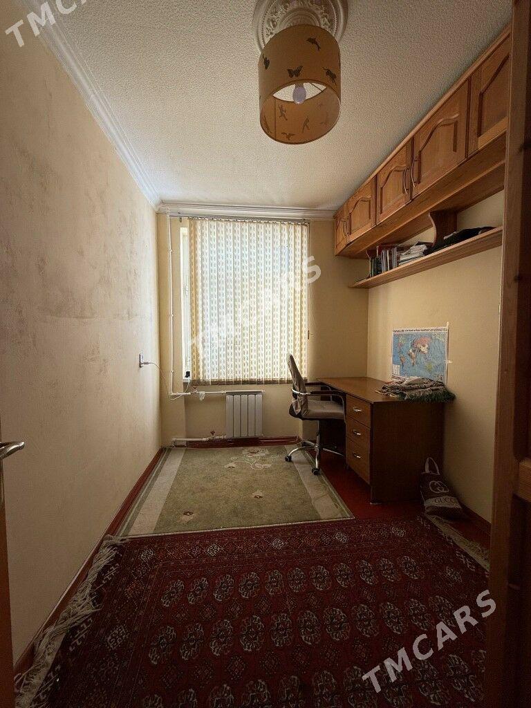 ️10мкр 2эт 3ком 64м2 Срочно️ - Ашхабад - img 3