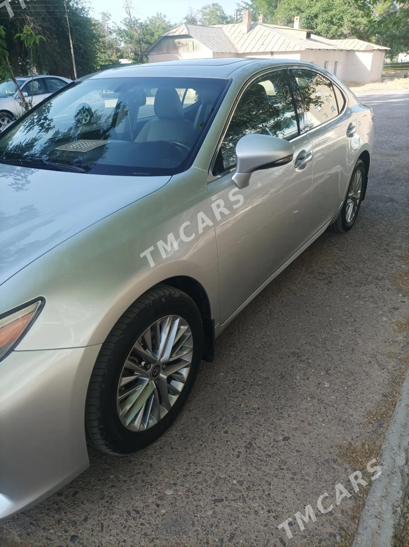 Lexus ES 350 2013 - 330 000 TMT - Мары - img 6