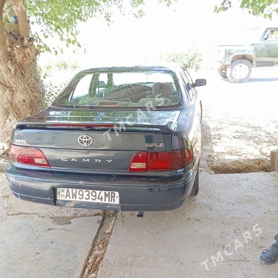 Toyota Camry 1995 - 75 000 TMT - Мары - img 3
