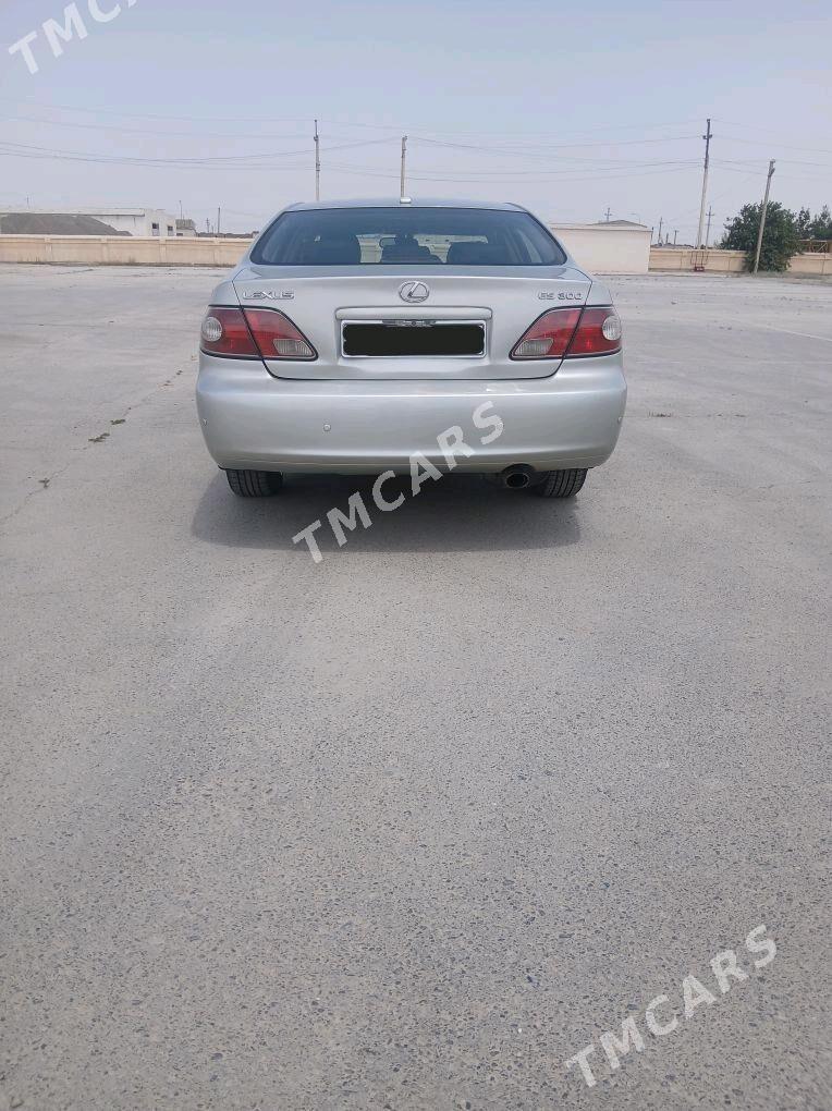 Lexus ES 300 2003 - 172 000 TMT - Türkmenabat - img 10