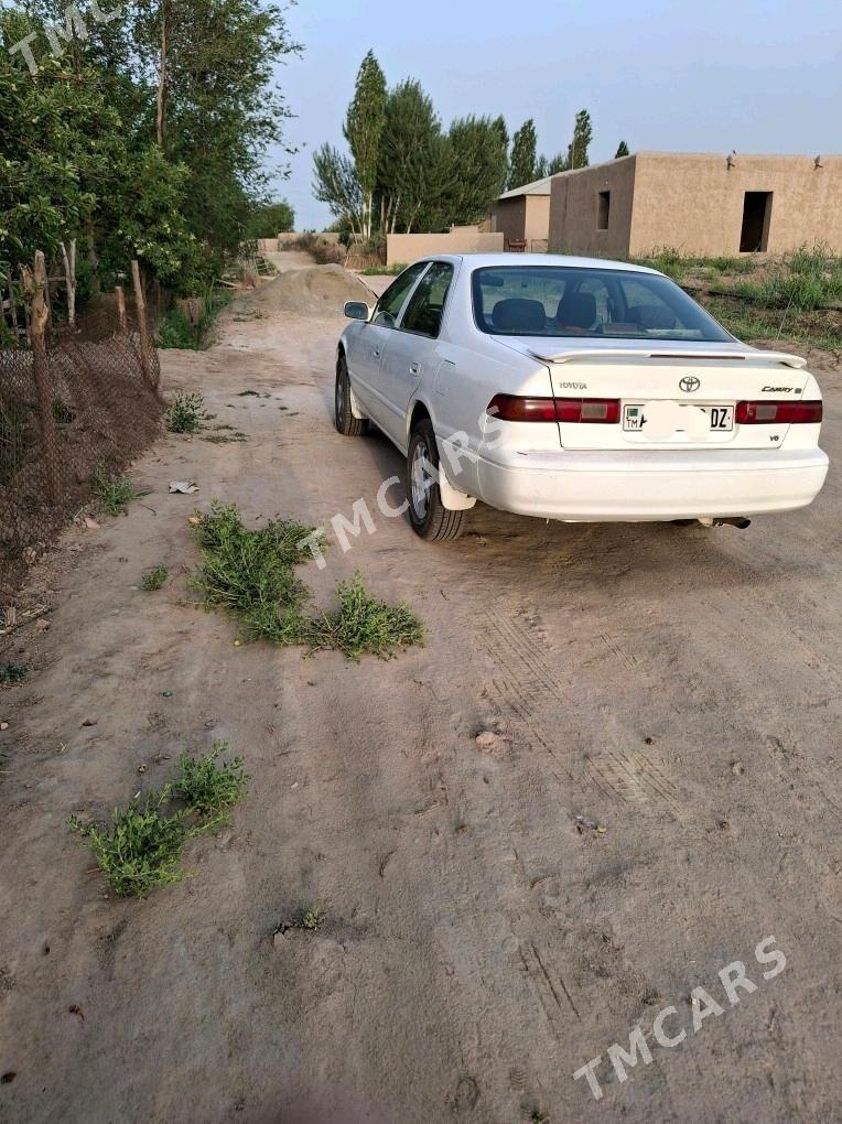 Toyota Camry 1997 - 122 000 TMT - Türkmenbaşy etr. - img 2