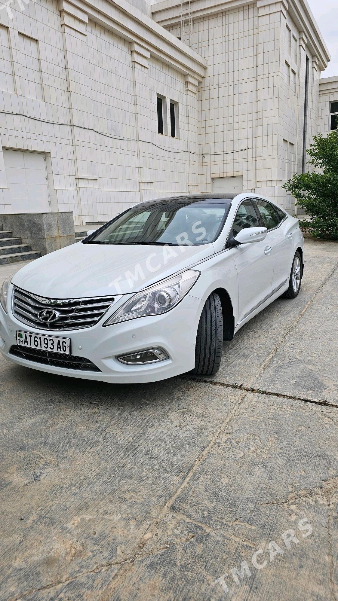 Hyundai Grandeur 2014 - 225 000 TMT - Aşgabat - img 2