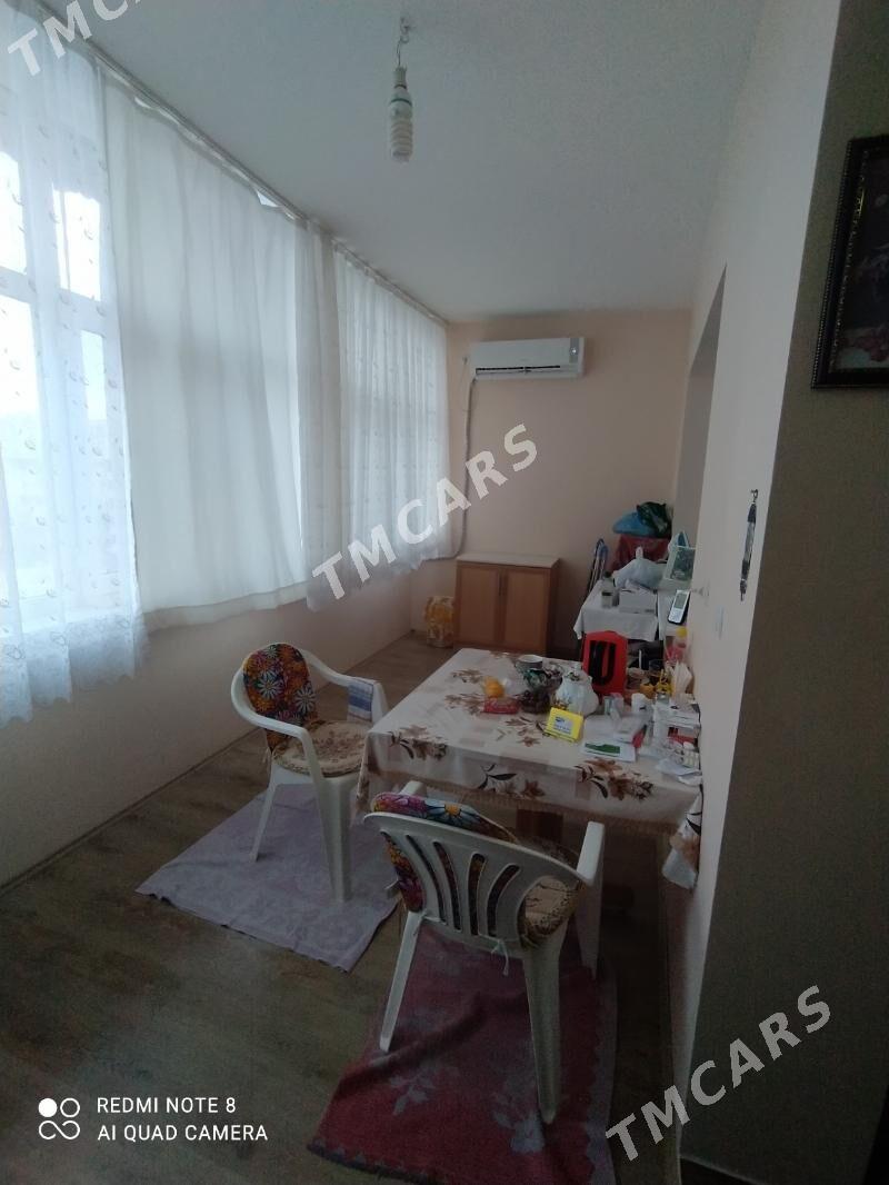 продам мир 2 2 ком - Aşgabat - img 2