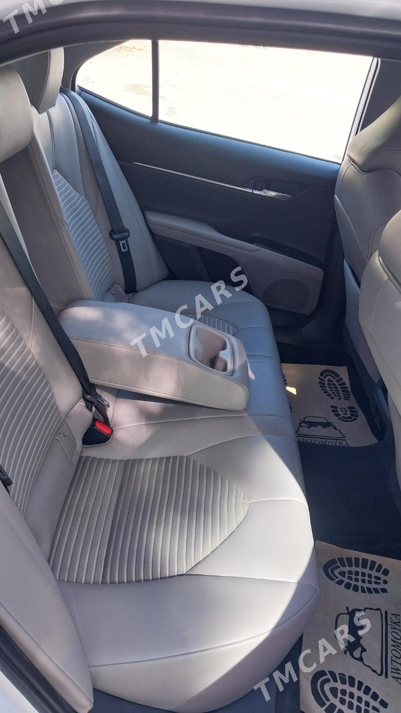 Toyota Camry 2020 - 318 000 TMT - Aşgabat - img 3