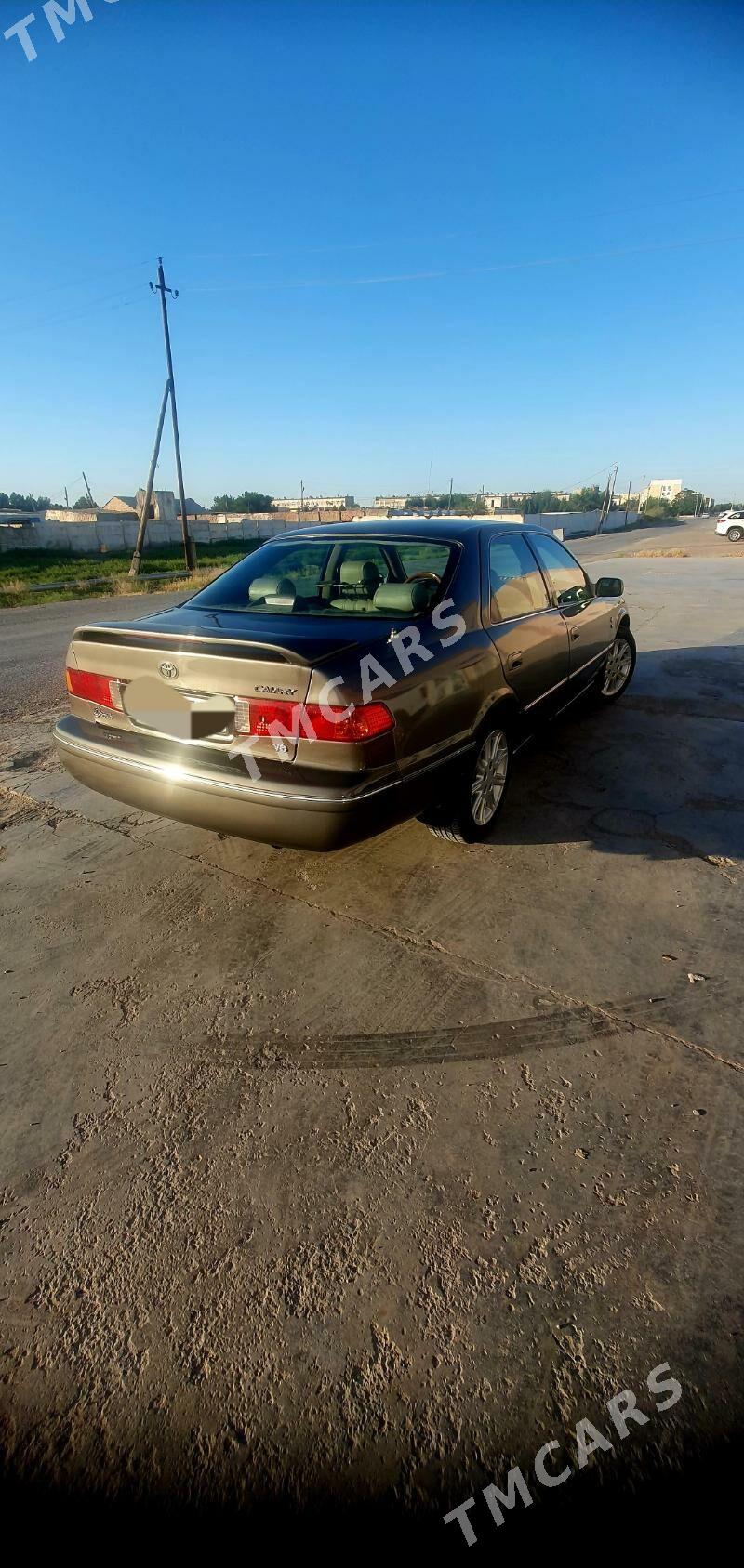 Toyota Camry 1999 - 140 000 TMT - Мары - img 6