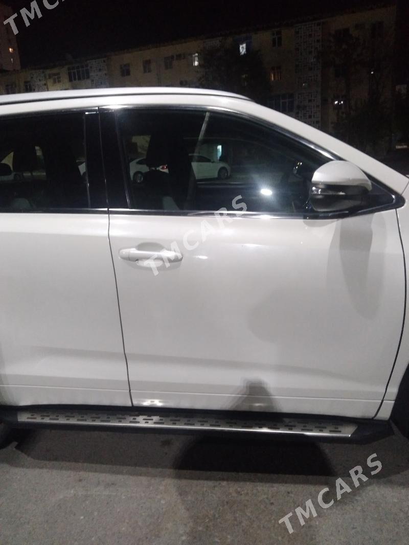Toyota Highlander 2018 - 440 000 TMT - Howdan "B" - img 6