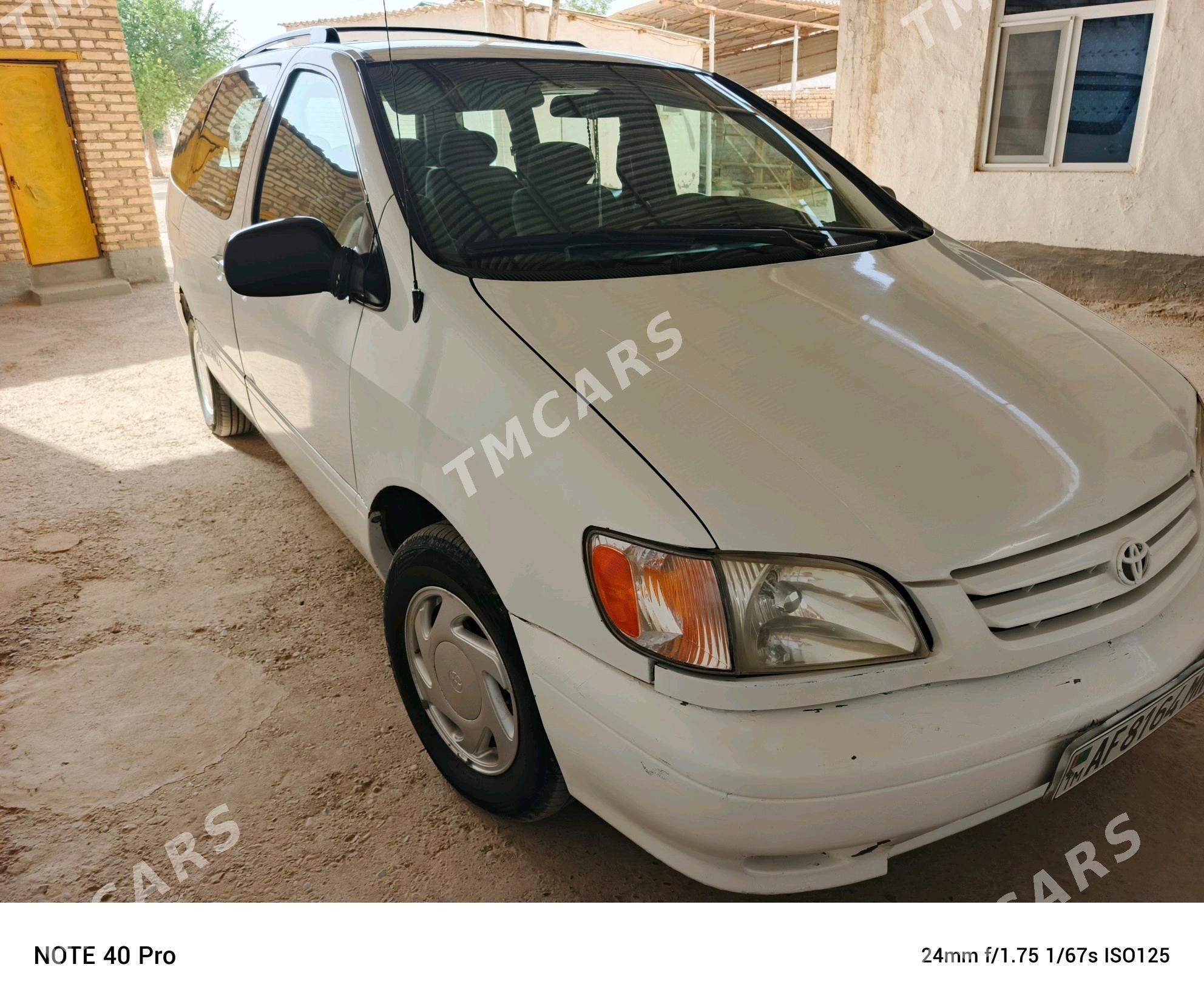 Toyota Sienna 2003 - 140 000 TMT - Огуз хан - img 4