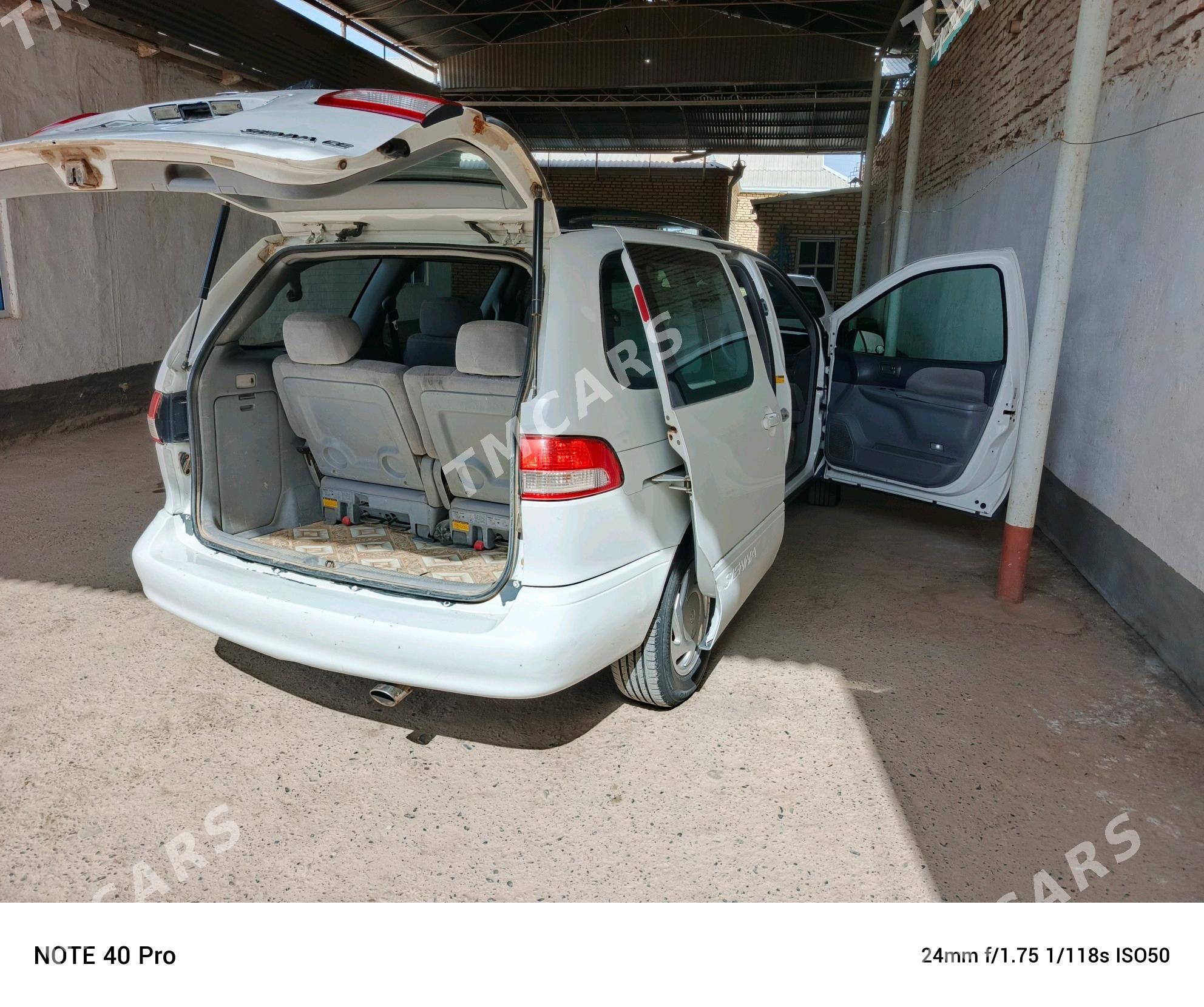 Toyota Sienna 2003 - 140 000 TMT - Огуз хан - img 2