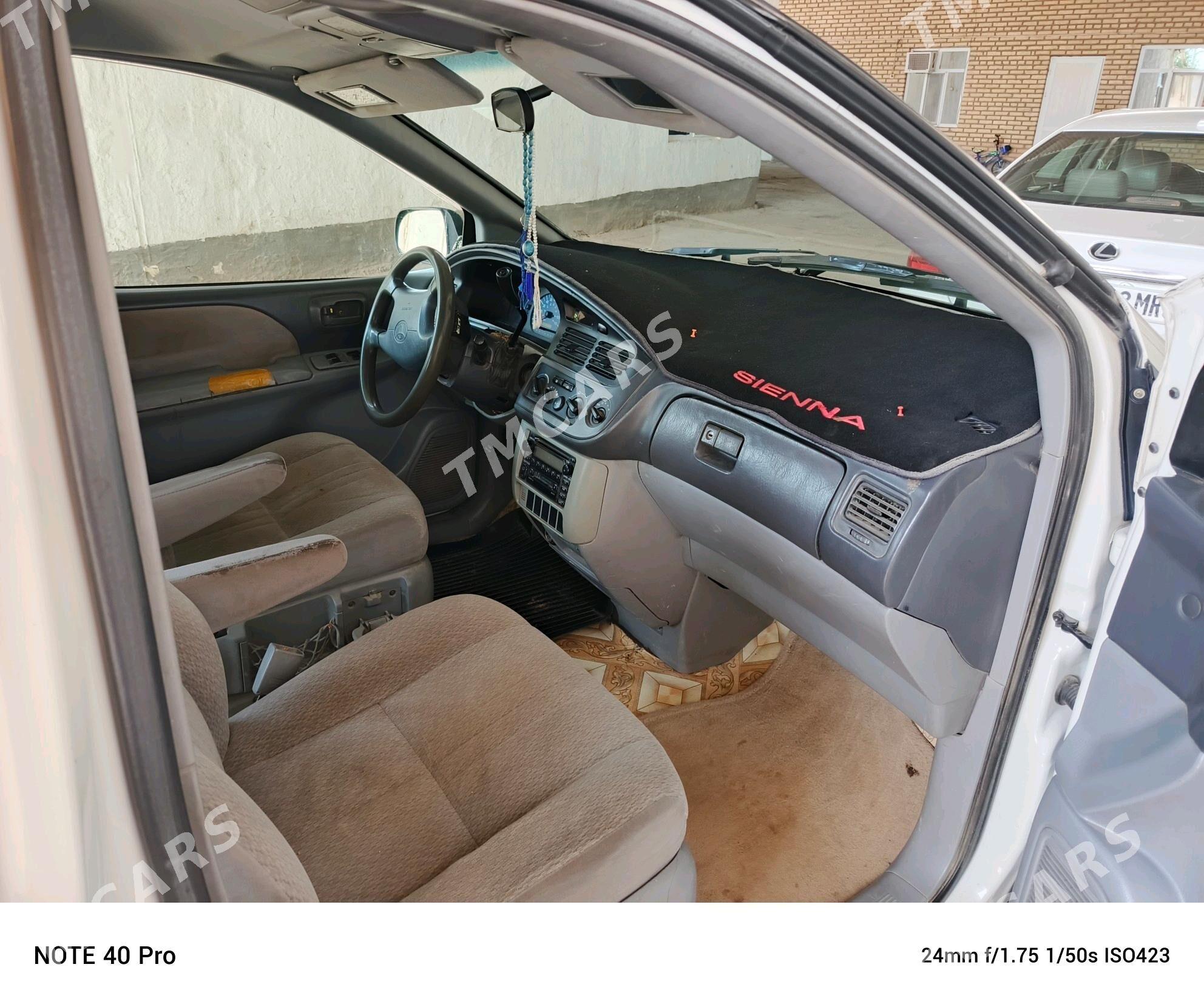 Toyota Sienna 2003 - 140 000 TMT - Огуз хан - img 5