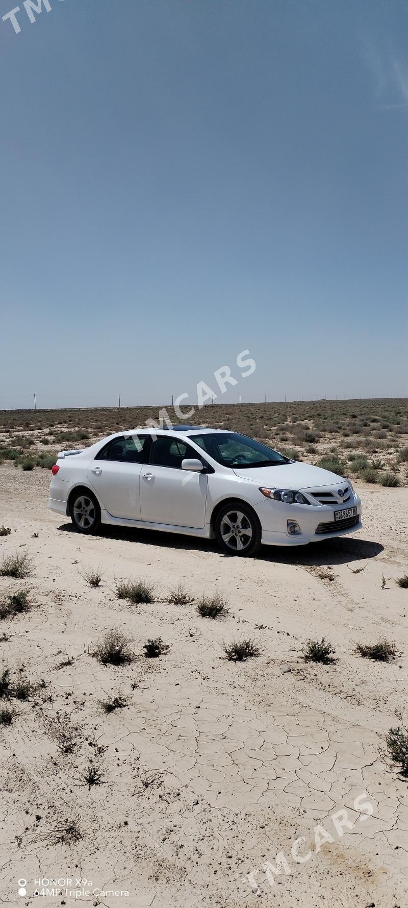 Toyota Corolla 2011 - 220 000 TMT - Balkanabat - img 4