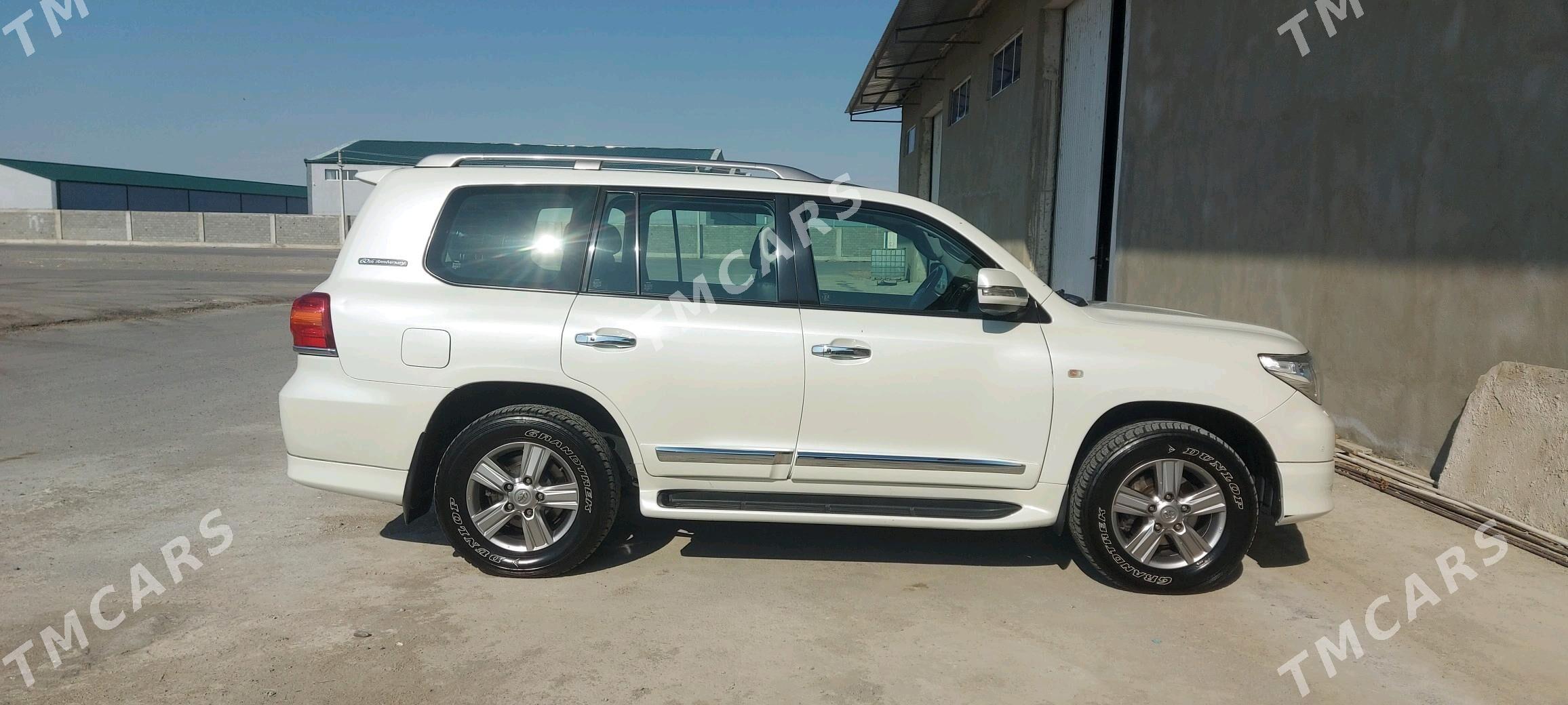 Toyota Land Cruiser 2010 - 1 250 000 TMT - Хитровка - img 3