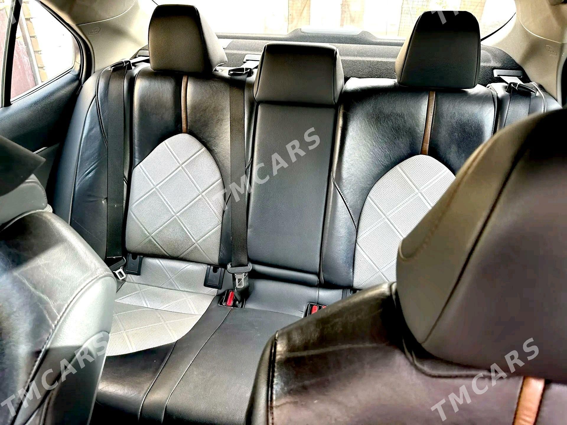 Toyota Camry 2018 - 260 000 TMT - Mary - img 6
