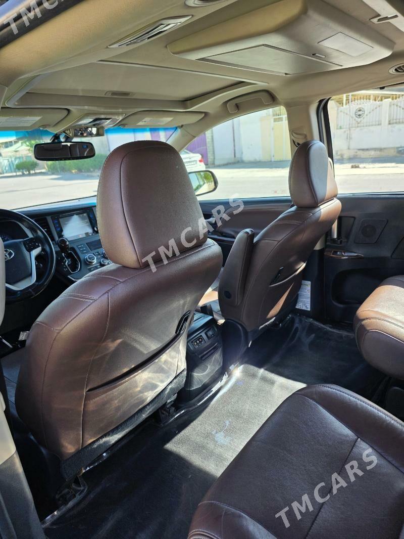 Toyota Sienna 2017 - 400 000 TMT - Aşgabat - img 5