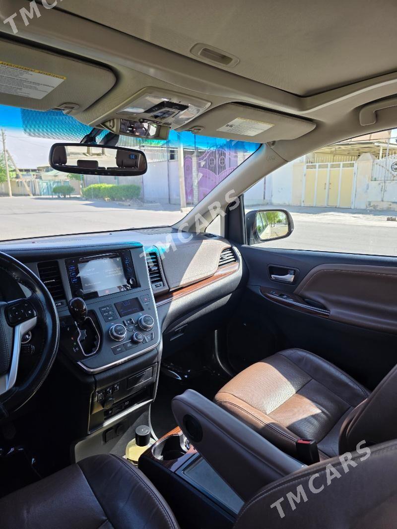 Toyota Sienna 2017 - 400 000 TMT - Aşgabat - img 4