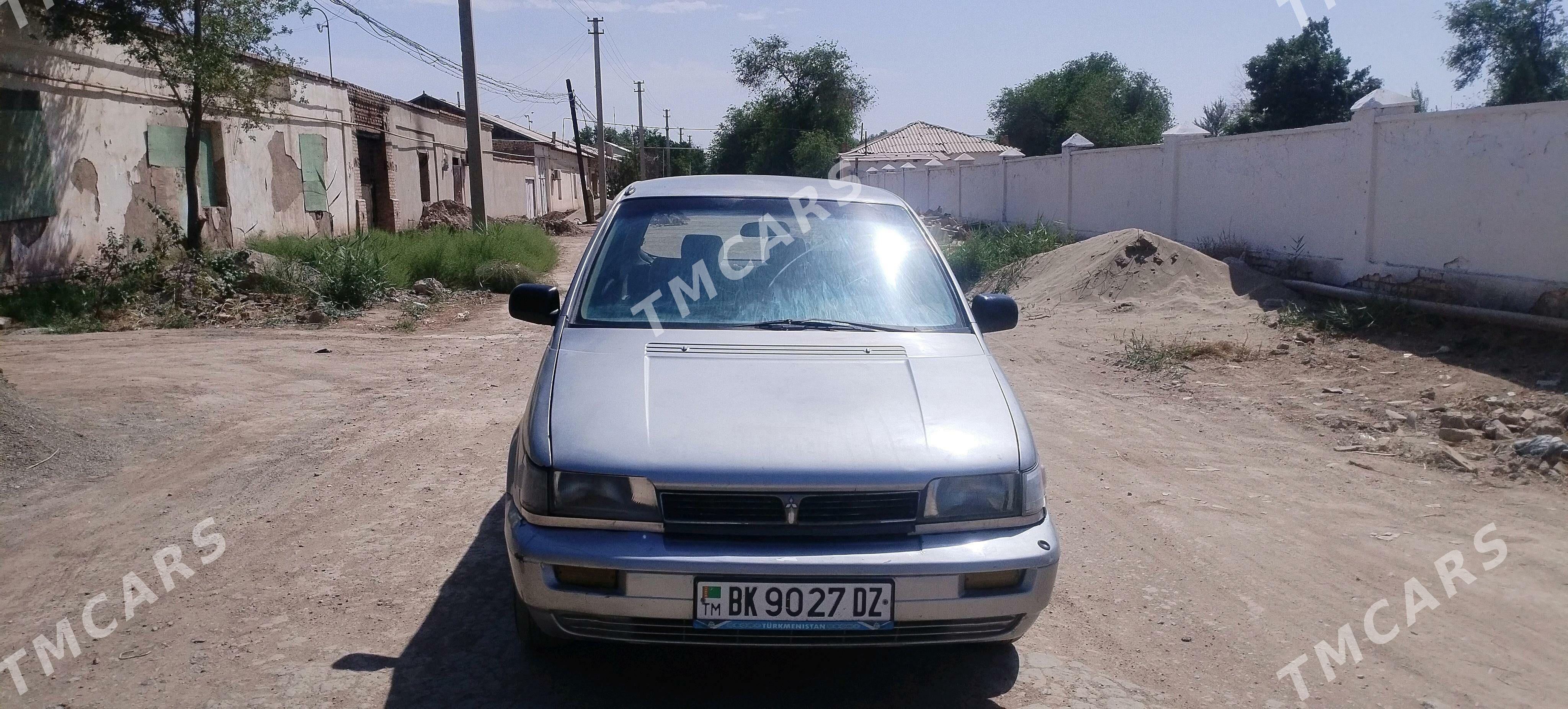 Mitsubishi Chariot 1991 - 18 000 TMT - Гурбансолтан Едже - img 2