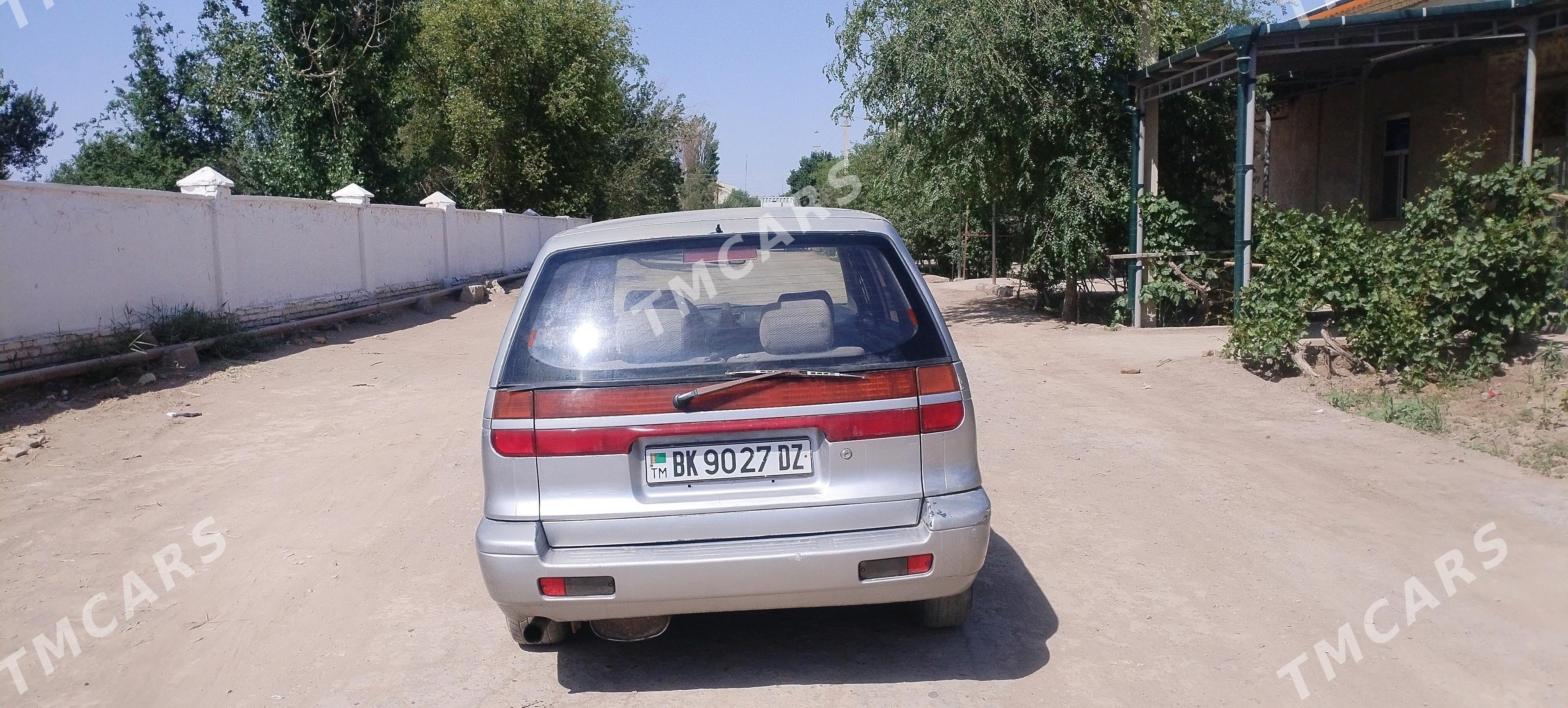 Mitsubishi Chariot 1991 - 18 000 TMT - Гурбансолтан Едже - img 4