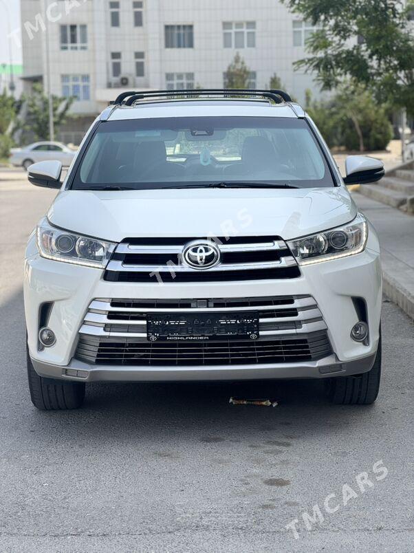 Toyota Highlander 2018 - 360 000 TMT - Aşgabat - img 9