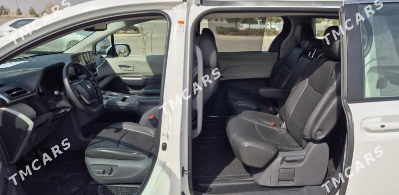 Toyota Sienna 2021 - 600 000 TMT - Туркменабат - img 7