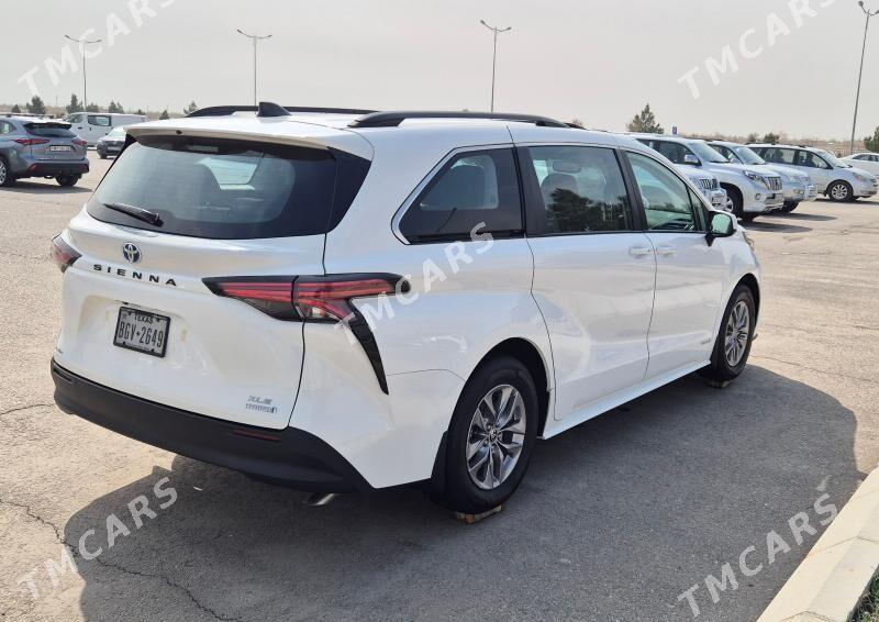 Toyota Sienna 2021 - 600 000 TMT - Туркменабат - img 2