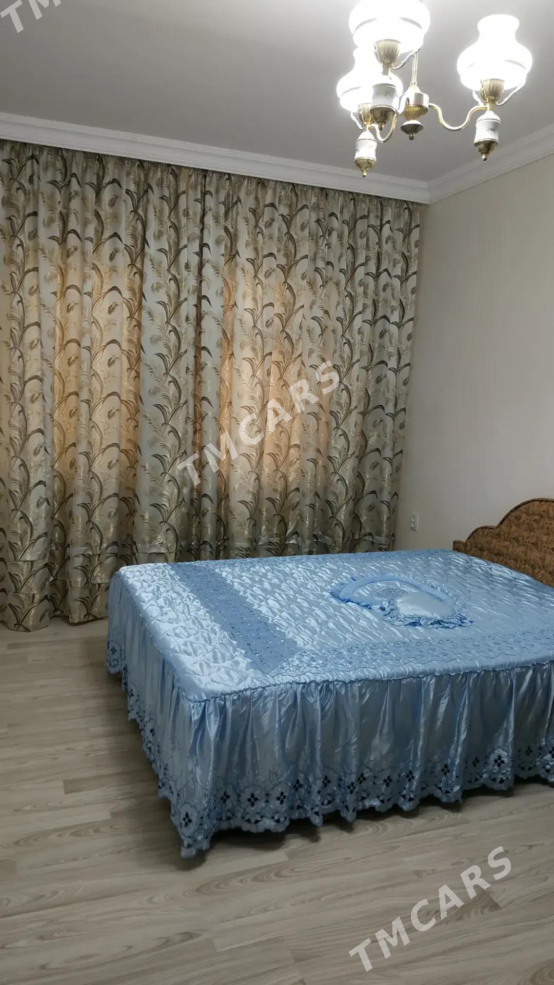 Мир 7/3 - Aşgabat - img 2