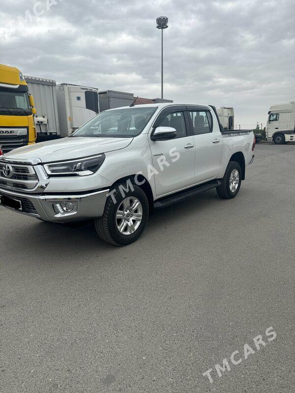 Toyota Hilux 2024 - 630 000 TMT - Ашхабад - img 4