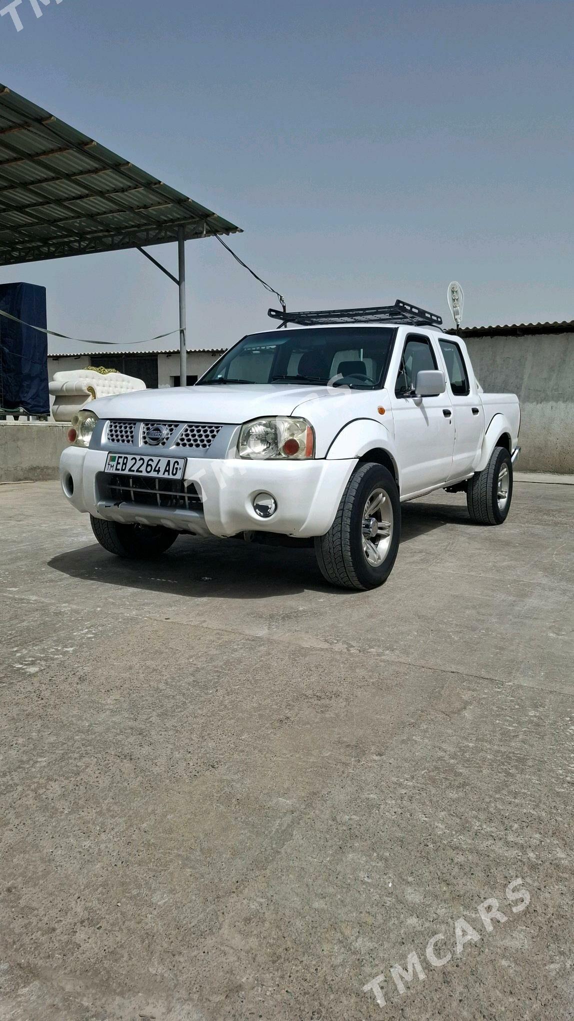 Nissan Navara 2004 - 95 000 TMT - Aşgabat - img 2