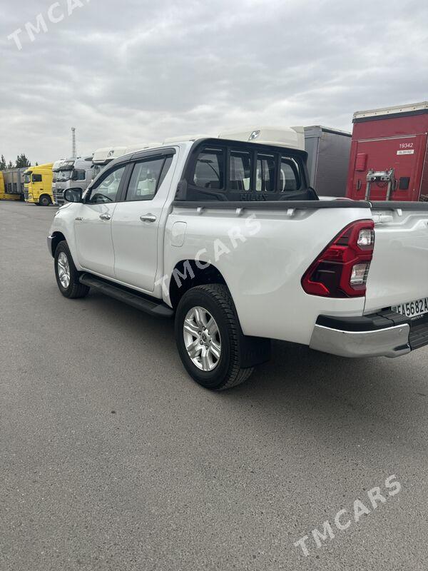 Toyota Hilux 2024 - 630 000 TMT - Ашхабад - img 3