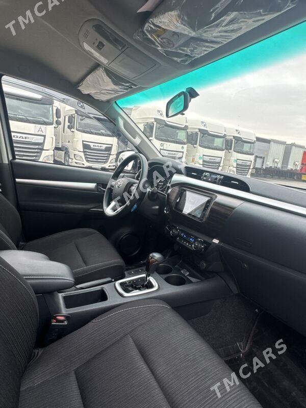 Toyota Hilux 2024 - 630 000 TMT - Ашхабад - img 5