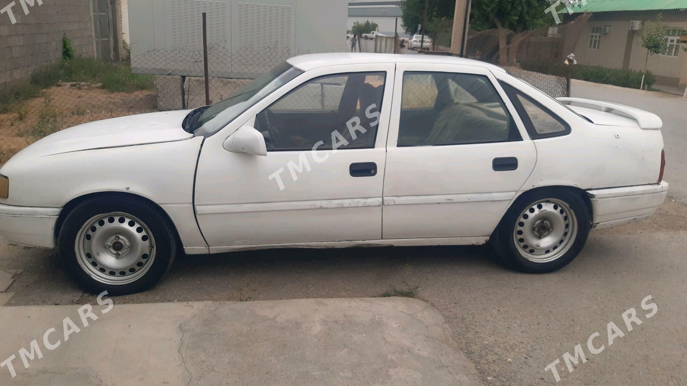 Opel Vectra 1992 - 12 000 TMT - 30 mkr - img 3