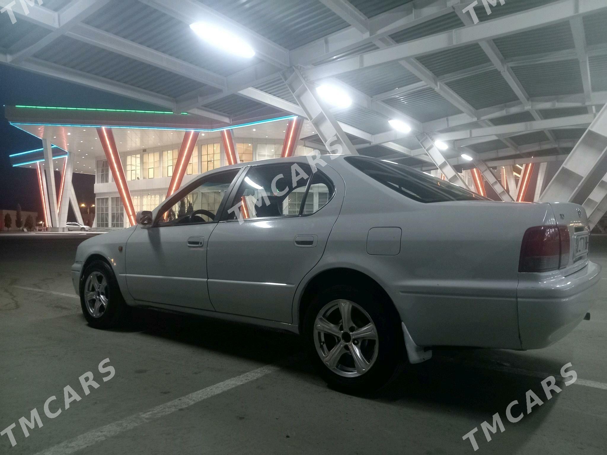 Toyota Camry 1994 - 33 000 TMT - Balkanabat - img 4