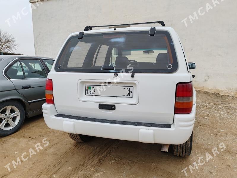 Jeep Grand Cherokee 1998 - 60 000 TMT - Гумдаг - img 4
