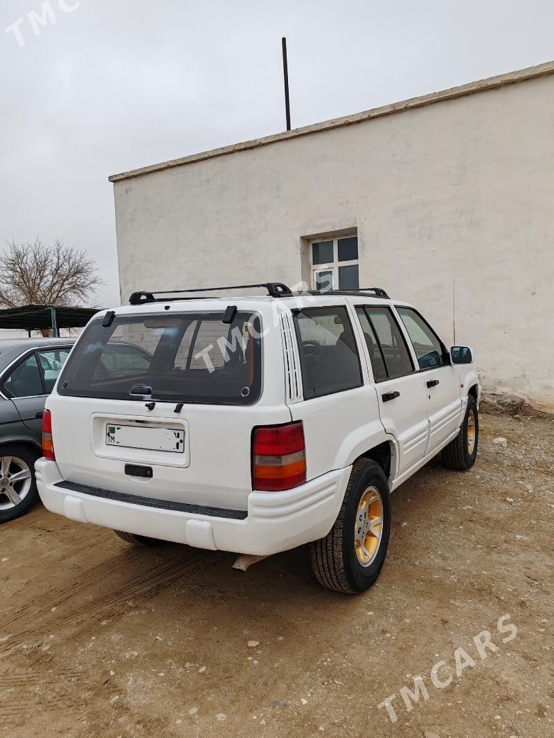 Jeep Grand Cherokee 1998 - 60 000 TMT - Гумдаг - img 2