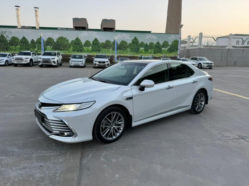 Toyota Camry 2023 - 633 000 TMT - Ашхабад - img 2