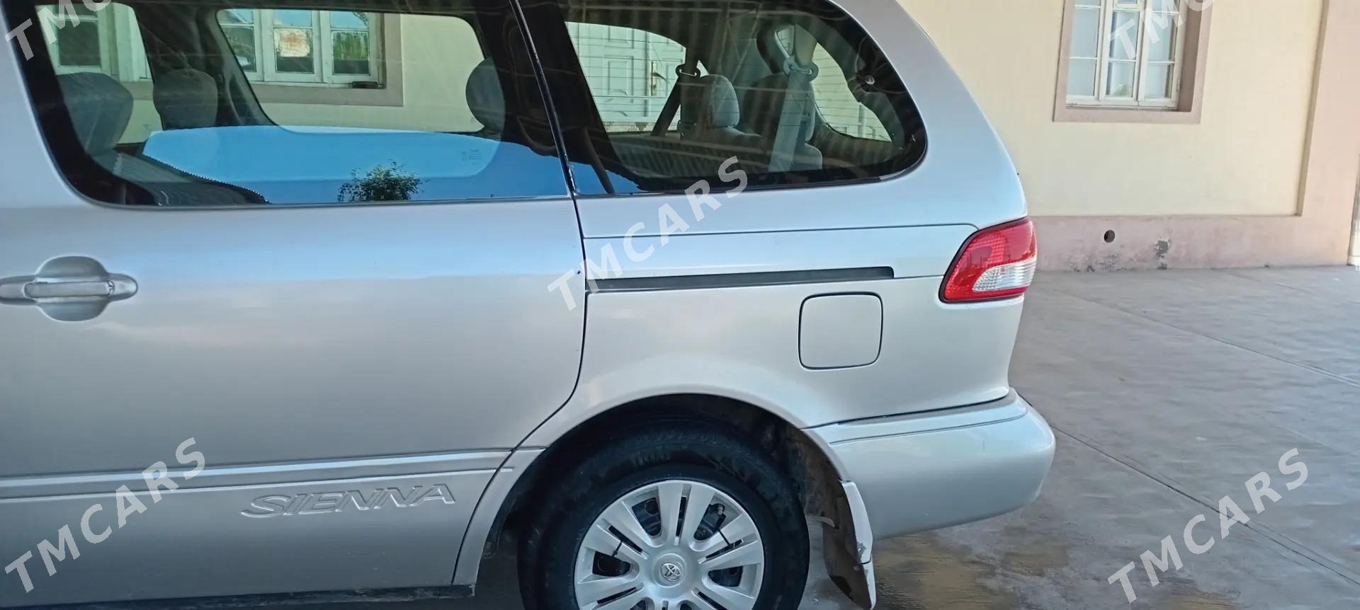 Toyota Sienna 2002 - 145 000 TMT - Сакарчага - img 6